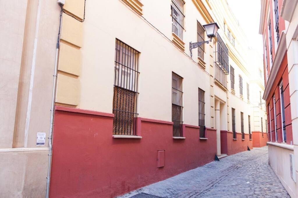 Zona 1 Santa Cruz Parking Privado Lägenhet Sevilla Exteriör bild