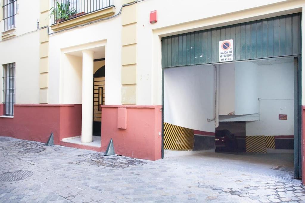 Zona 1 Santa Cruz Parking Privado Lägenhet Sevilla Exteriör bild