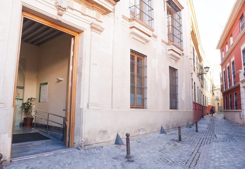 Zona 1 Santa Cruz Parking Privado Lägenhet Sevilla Exteriör bild