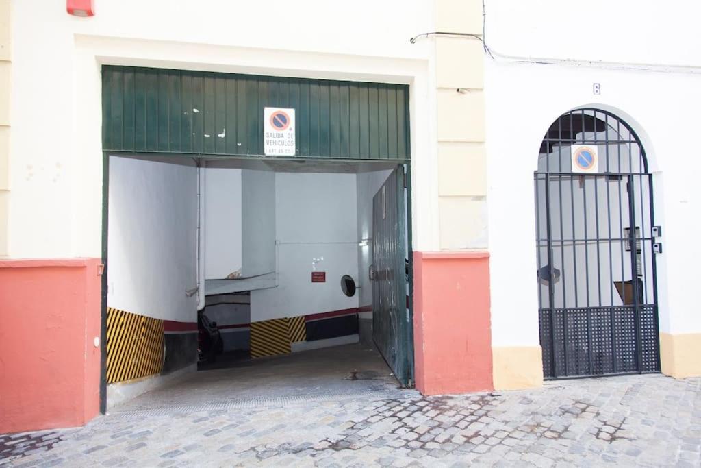 Zona 1 Santa Cruz Parking Privado Lägenhet Sevilla Exteriör bild