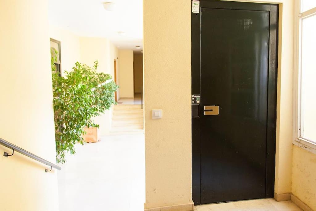 Zona 1 Santa Cruz Parking Privado Lägenhet Sevilla Exteriör bild
